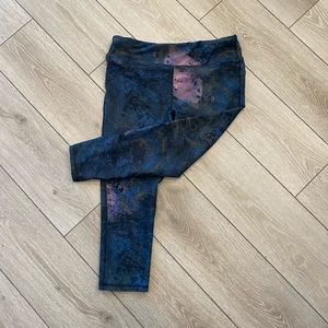 Marika Sport Cropped Leggings